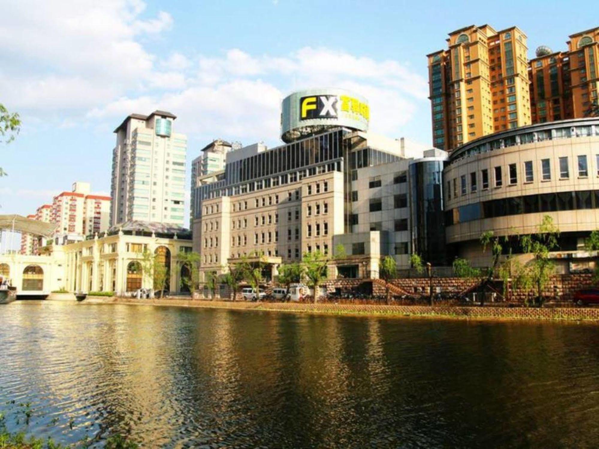 Fx Hotel Yansha Пекин Экстерьер фото